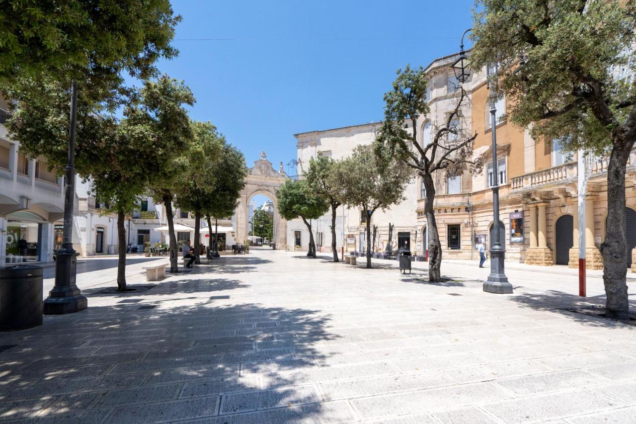 Vico II Terrace Apartment A Step From Piazza Roma Мартина-Франка Экстерьер фото
