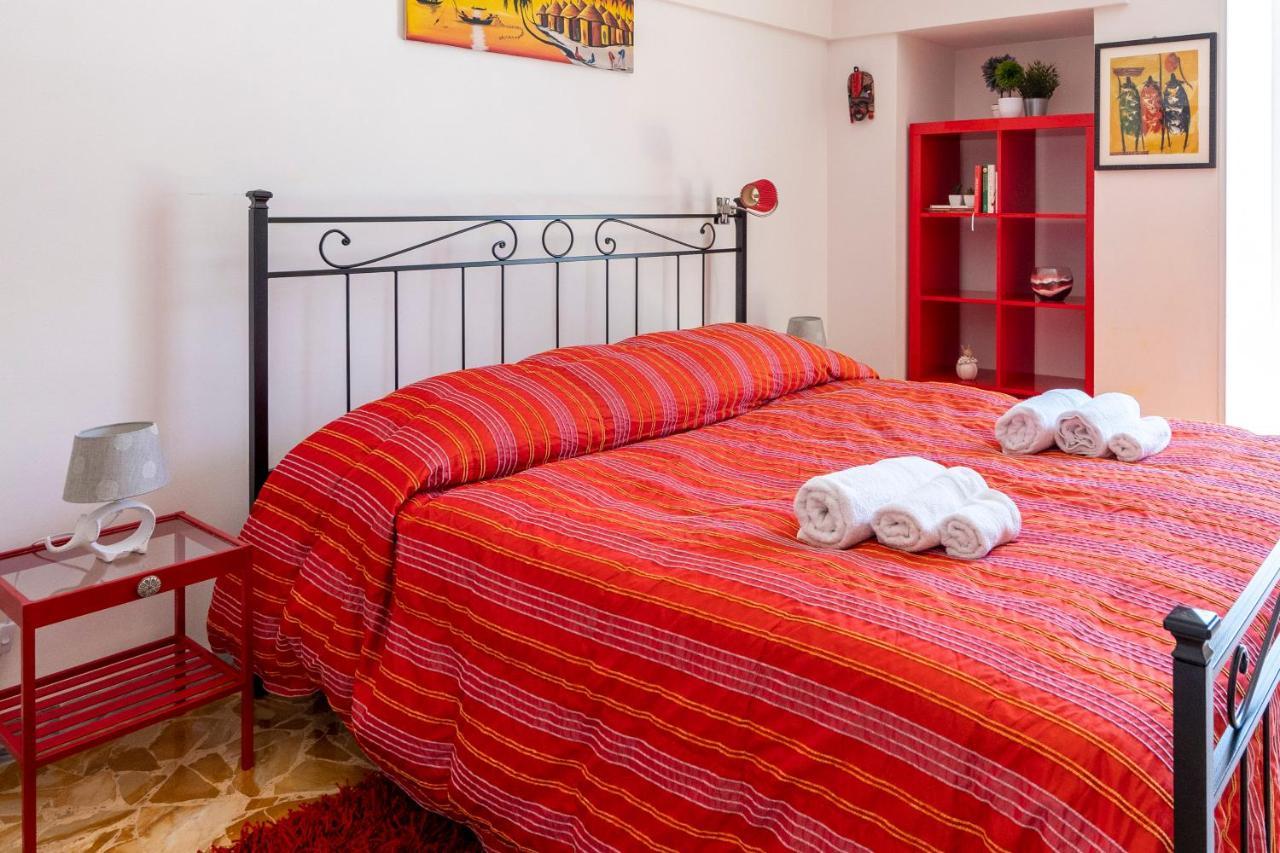 Vico II Terrace Apartment A Step From Piazza Roma Мартина-Франка Экстерьер фото