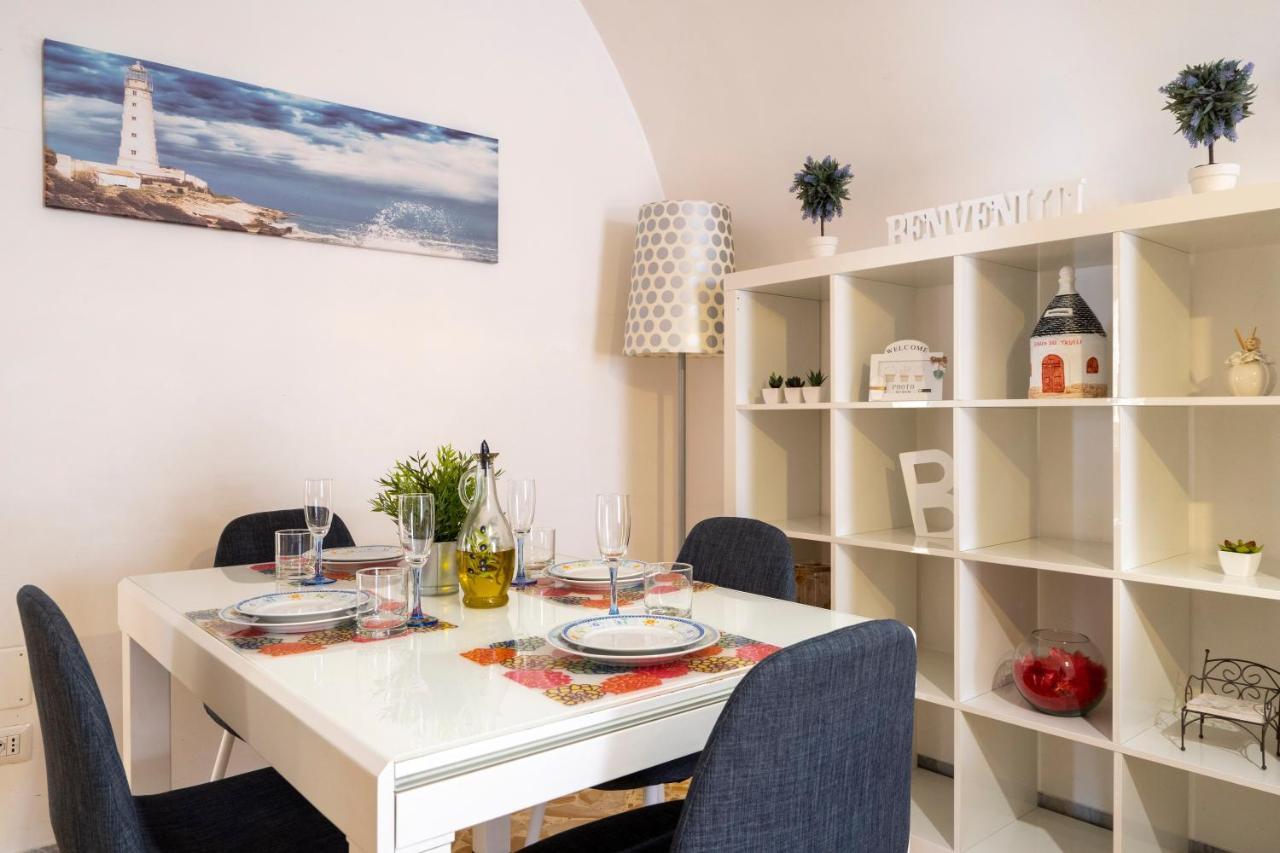 Vico II Terrace Apartment A Step From Piazza Roma Мартина-Франка Экстерьер фото
